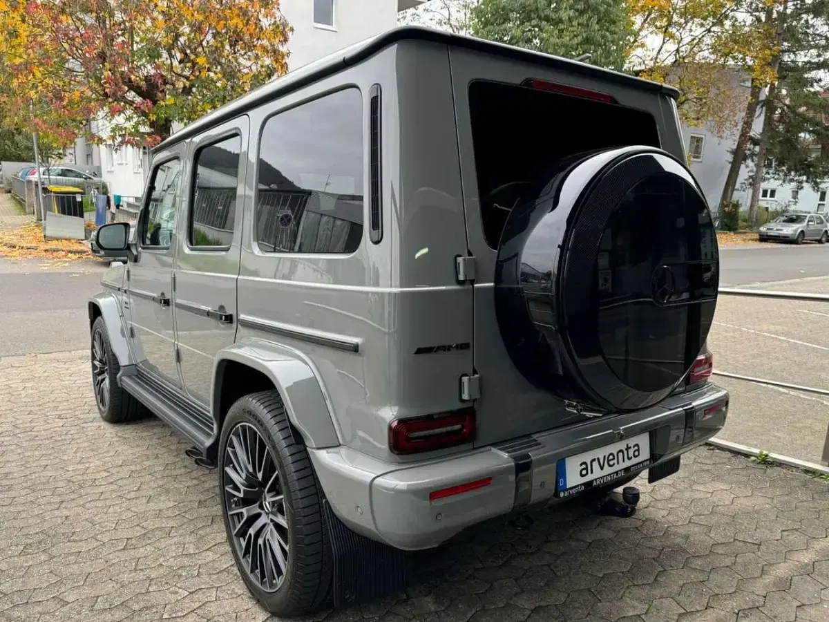 Neu Mercedes G63 AMG Active 585 PS (430 kW) 2026 Manufaktur classic grau uni SUV