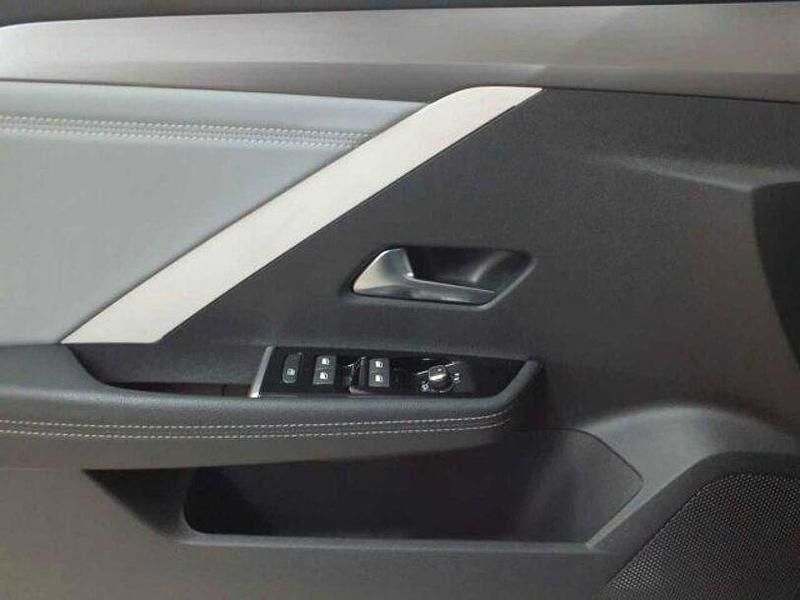 Gebraucht Opel Astra Elegance 131 PS (96 kW) 2024 Karbon schwarz metallic Kombi