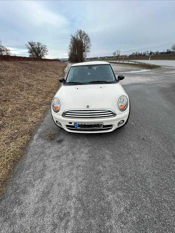 Gebraucht Mini ONE 90 PS (66 kW) 2009 Weiß Kleinwagen
