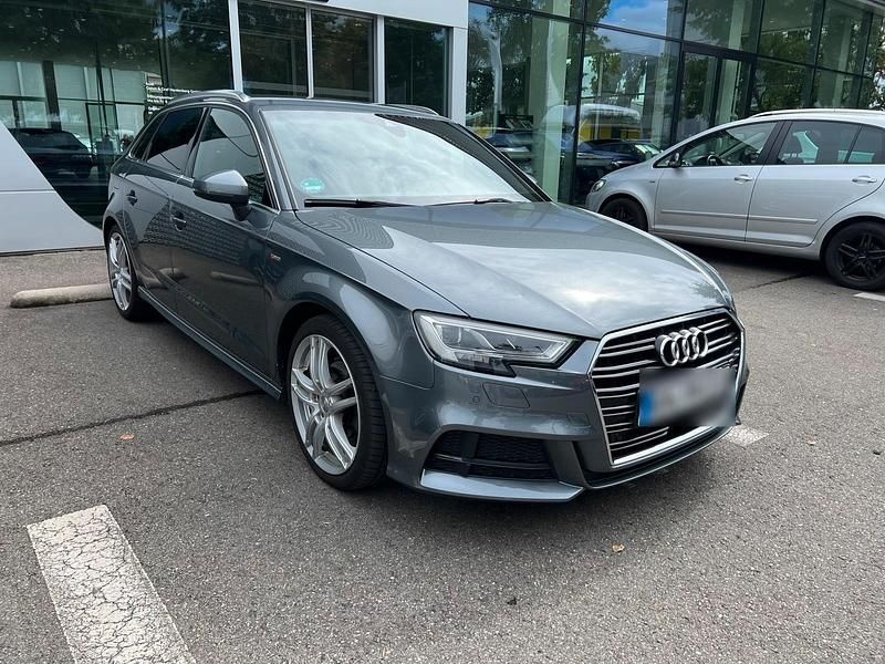 Gebraucht Audi A3 S-Line 150 PS (110 kW) 2017 Grau Kleinwagen