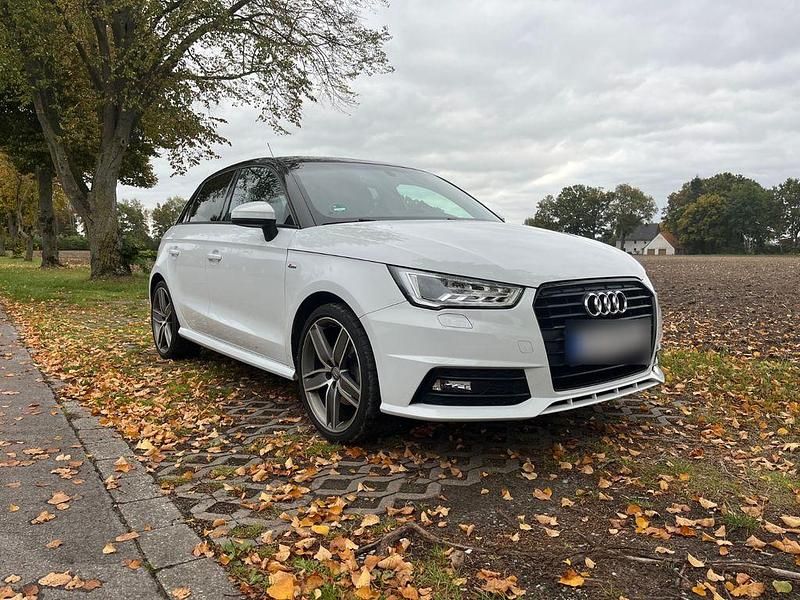 Weiß Gebraucht 2016 Audi A1 Sportback S-Line Kleinwagen | 12.900 € (Fairer Preis) - Bild 1/4