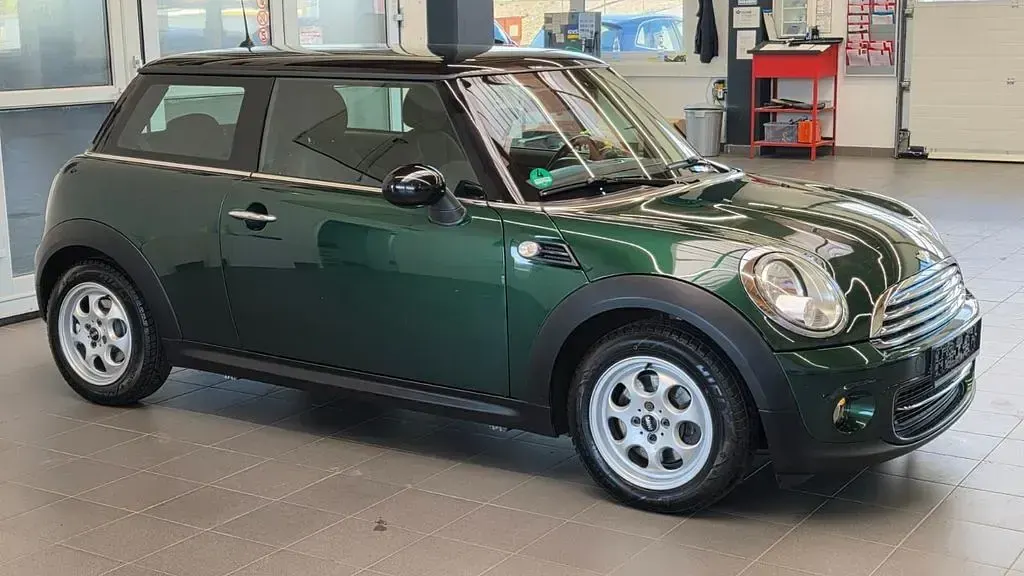 Usata Mini Cooper 122 CV (89 kW) 2012 Verde Utilitaria