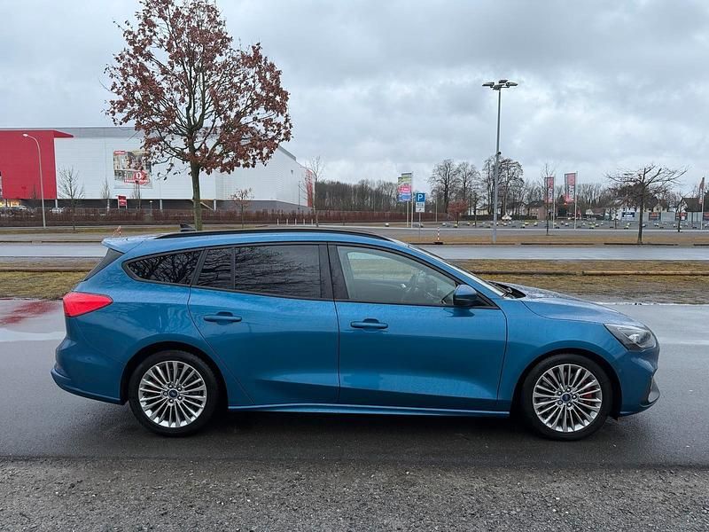 Gebraucht Ford Focus ST 280 PS (205 kW) 2021 Blau Kombi