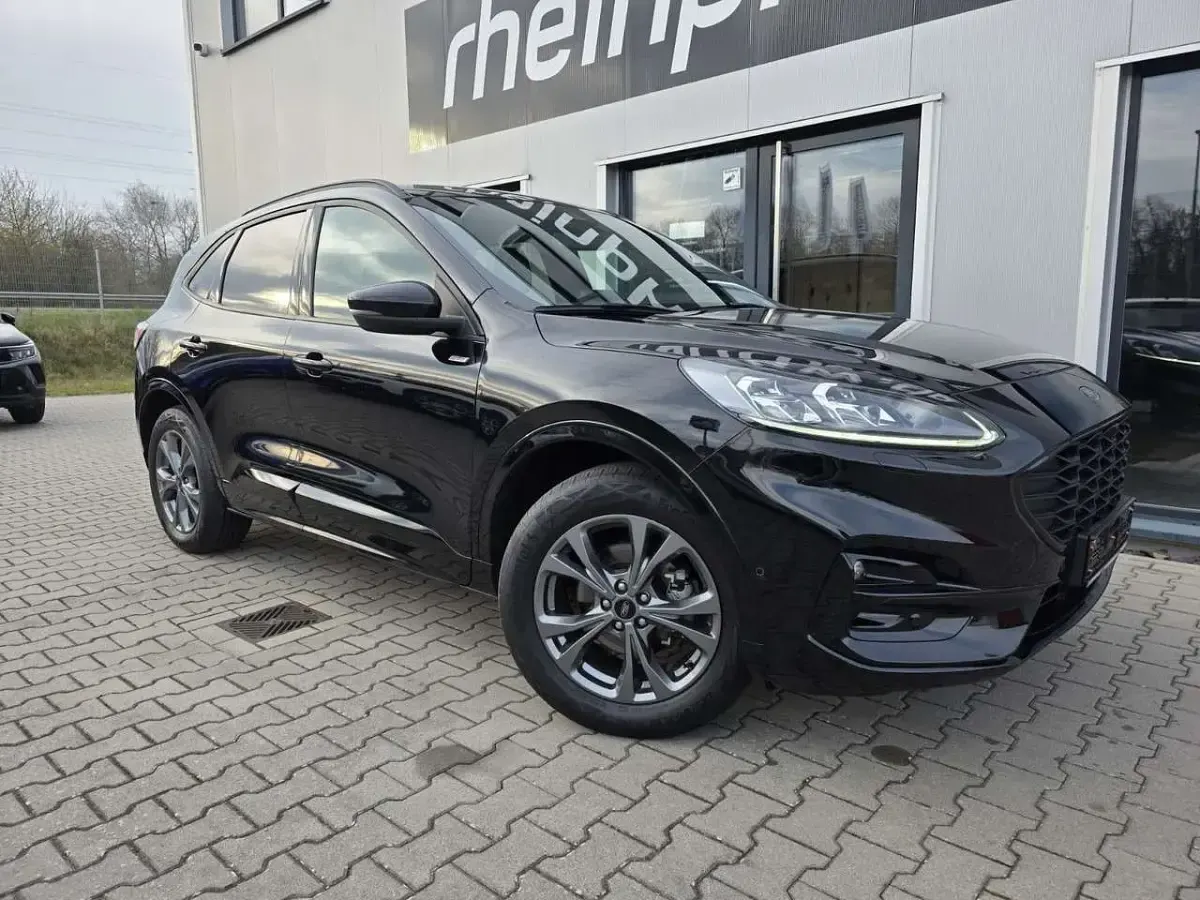 Gebraucht Ford Kuga ST-Line X 224 PS (164 kW) 2024 Obsidianschwarz metallic SUV