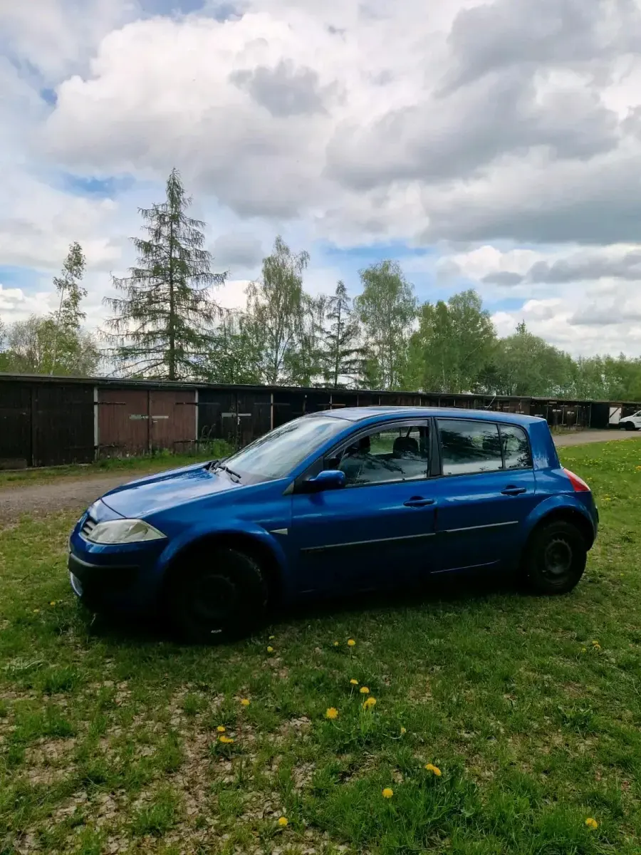 Brugt Renault Mégane II 98 HK (72 kW) 2003 Blå Sedan
