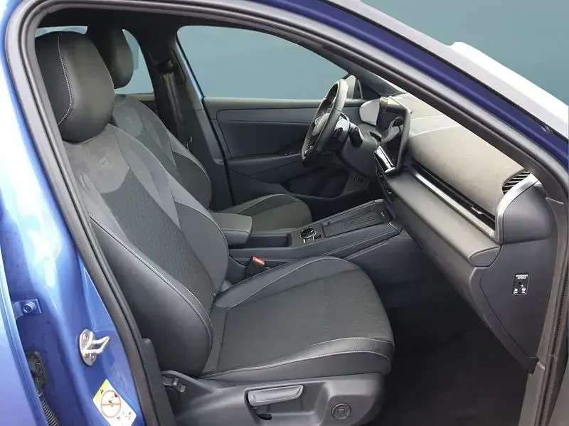 Neu VW T-Roc 150 PS (110 kW) 2026 Blau SUV