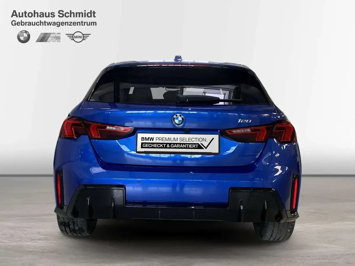 Gebraucht BMW 120 Efficient Dynamics 156 PS (114 kW) 2025 M portimao blau Kleinwagen