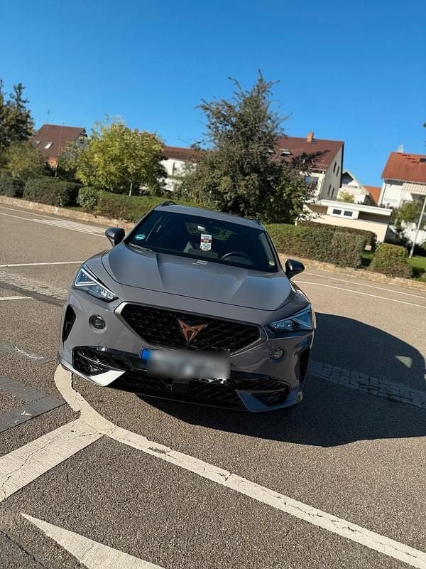 Grau Gebraucht 2021 Cupra Formentor VZ SUV | 24.950 € (Superpreis) - Bild 1/4