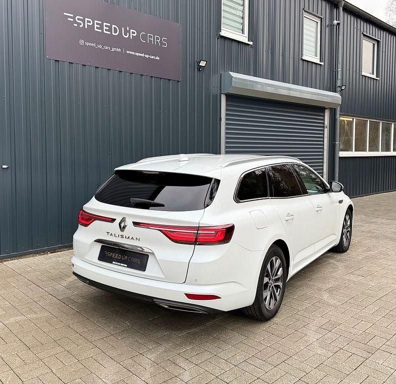 Gebraucht Renault Talisman GrandTour Business 160 PS (117 kW) 2022 Weiß Kombi