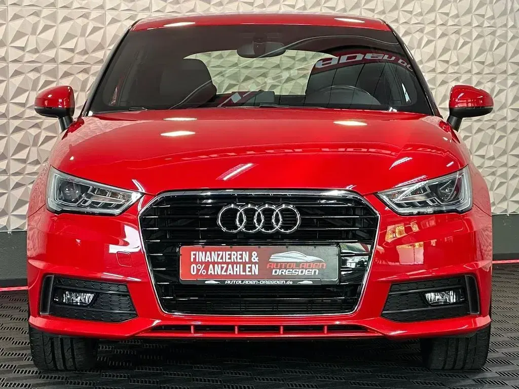Używany Audi A1 S-Line 125 KM (91 kW) 2016 Czerwony Hatchback