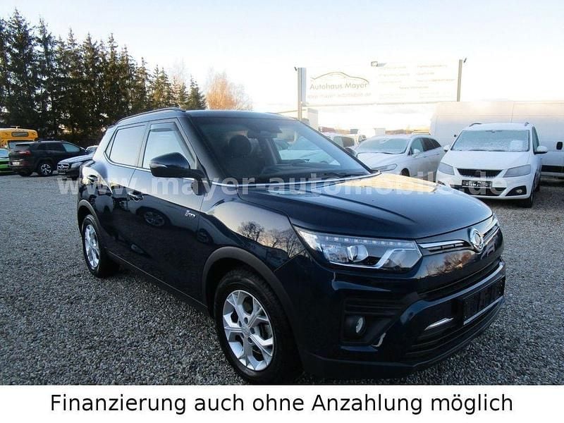 Schwarz Gebraucht 2023 Ssangyong (KGM) Tivoli Quartz SUV | 17.499 € - Bild 1/4