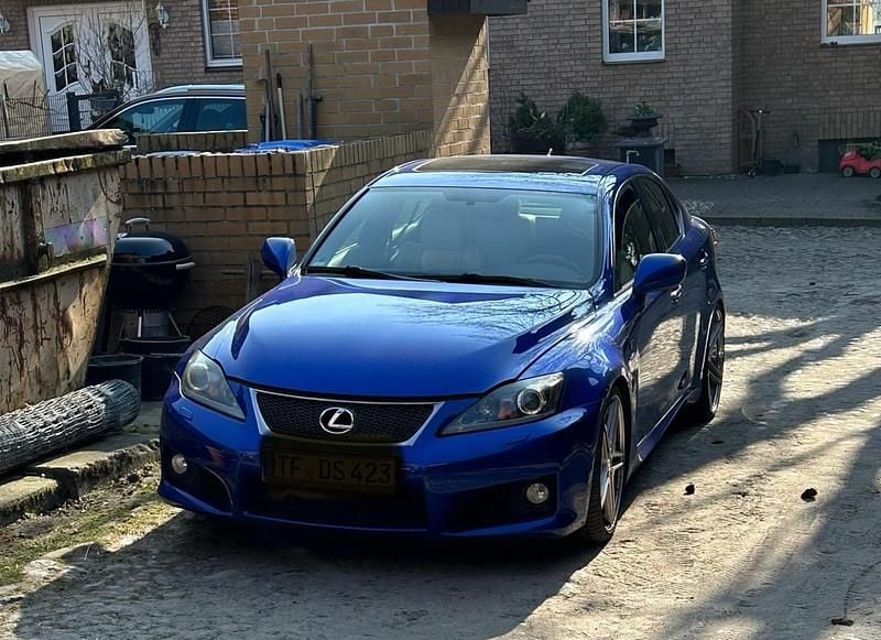 Blau Gebraucht 2012 Lexus IS-F Limousine | 42.500 € - Bild 1/4