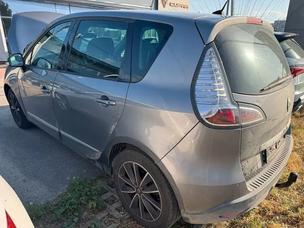 Gebraucht Renault Scénic III Bose Edition 110 PS (80 kW) 2014 Grau SUV