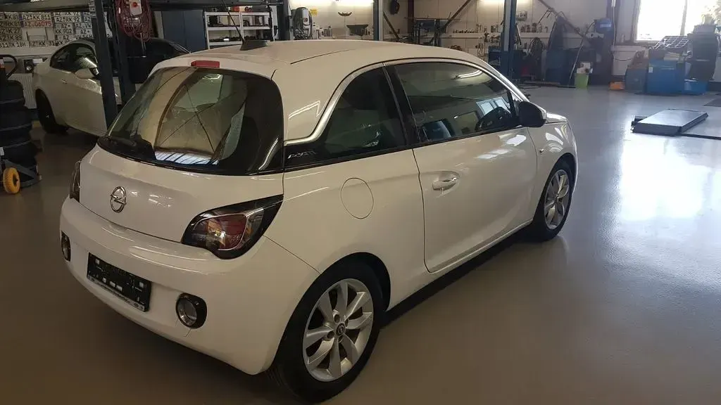Gebraucht Opel Adam Glam 69 PS (50 kW) 2017 Weiß Kleinwagen