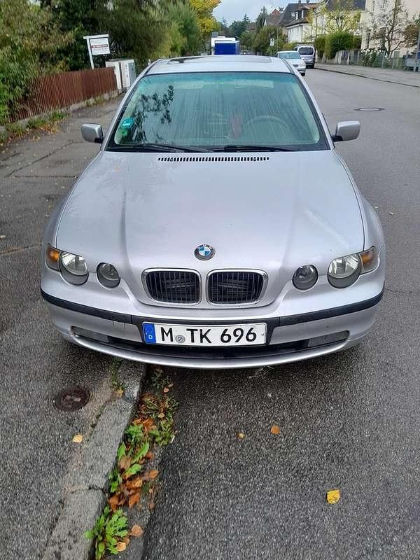 Grau Gebraucht 2001 BMW 316 Compact Kleinwagen | 700 € (Fairer Preis) - Bild 1/4