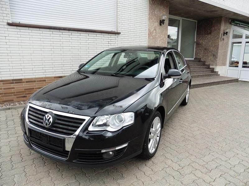 Schwarz Gebraucht 2006 VW Passat Comfortline Limousine | 1.200 € (Superpreis) - Bild 1/4