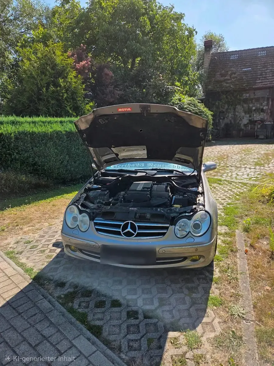Gebraucht Mercedes CLK200 163 PS (119 kW) 2006 Silber Coupé