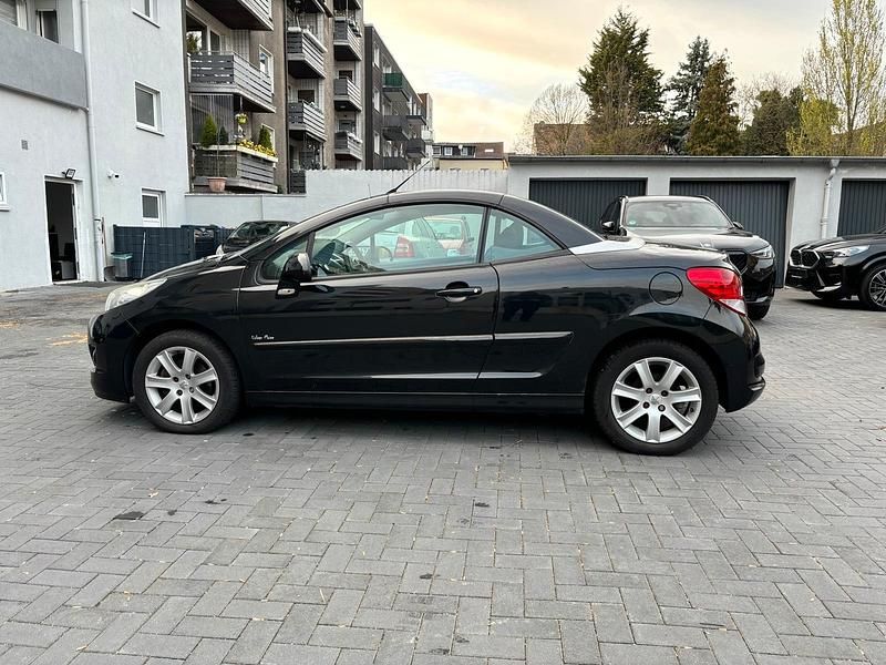 Gebraucht Peugeot 207 120 PS (88 kW) 2011 Schwarz Cabrio