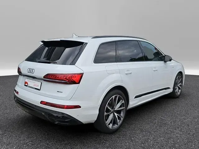 Gebraucht Audi Q7 Competition 286 PS (210 kW) 2023 Gletscherweiß metallic SUV