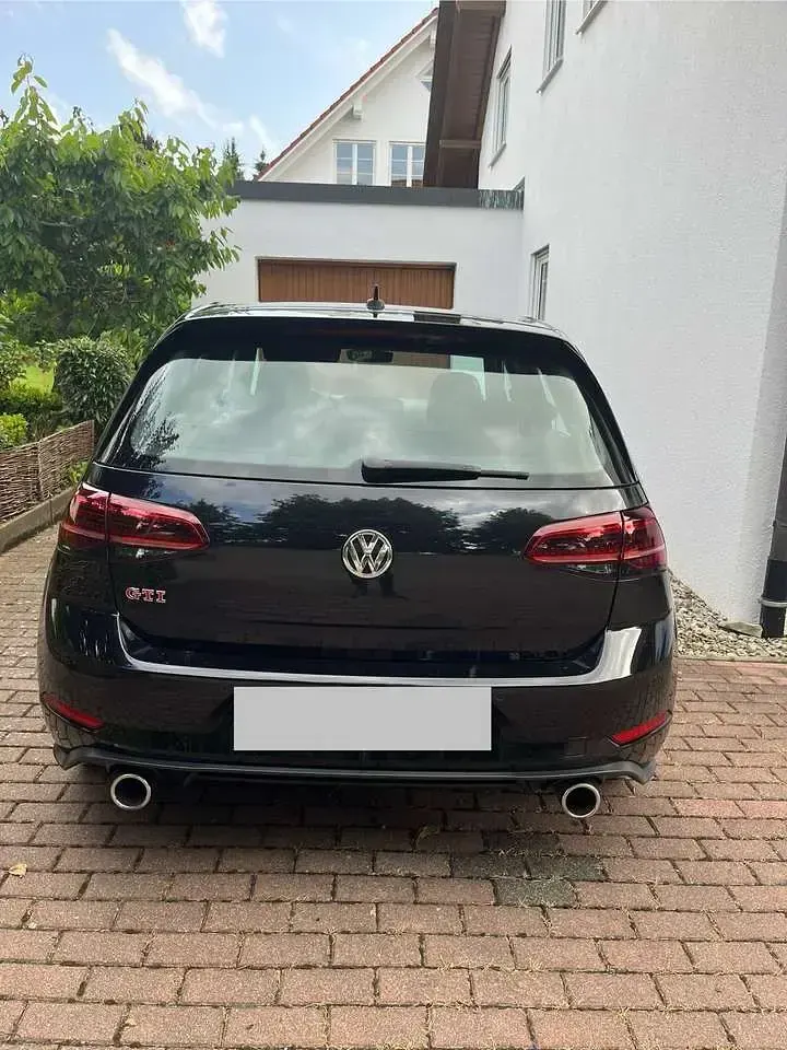 Gebraucht VW Golf VIII GTI 245 PS (180 kW) 2020 Schwarz Kleinwagen