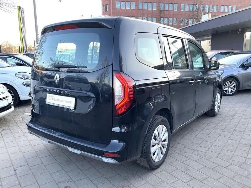Gebraucht Renault Kangoo Equilibre 102 PS (75 kW) 2023 Sternenschwarzmet. Van / Kleinbus