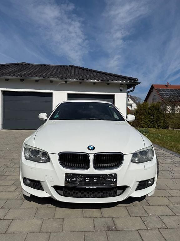 Second-hand BMW 318 Performance 143 CP (105 kW) 2011 Alb Coupe