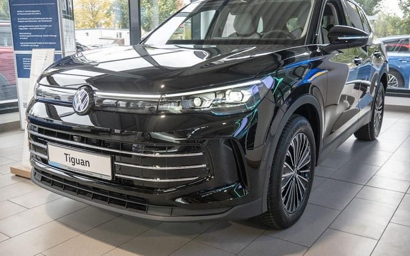 Neu VW Tiguan Elegance 150 PS (110 kW) 2025 Schwarz SUV