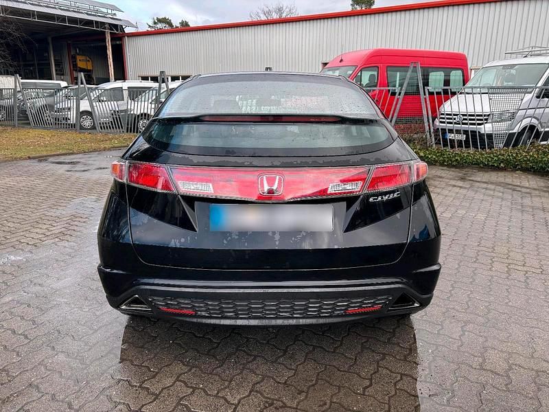 Gebraucht Honda Civic 140 PS (102 kW) 2008 Schwarz Limousine
