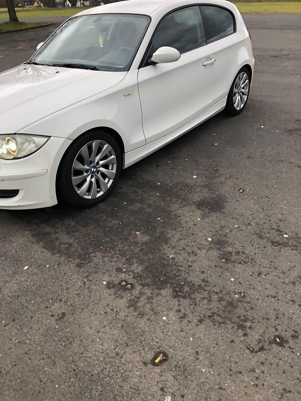 Gebraucht BMW 118 Coupé 143 PS (105 kW) 2007 Weiß Coupé