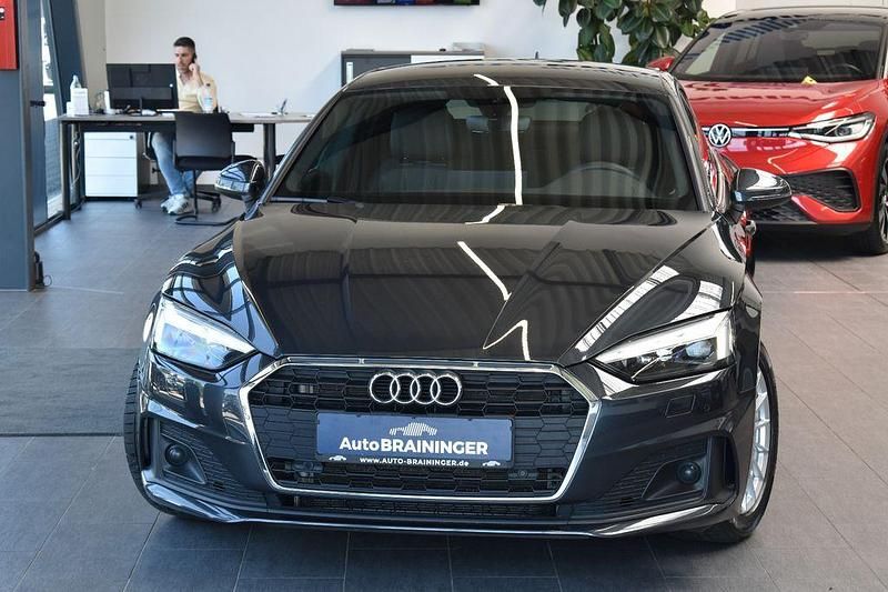 Grau Gebraucht 2023 Audi A5 Sportback Limousine | 33.500 € (Superpreis) - Bild 1/4