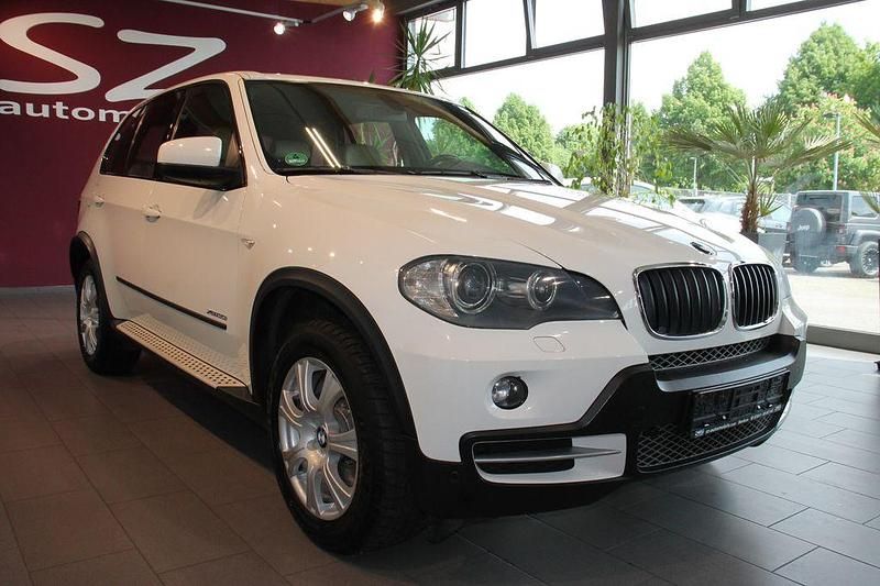 Weiß Gebraucht 2009 BMW X5 Sport Line SUV | 13.400 € (Fairer Preis) - Bild 1/4