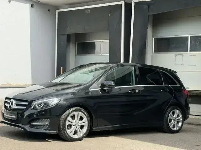 Gebraucht Mercedes B200 Urban 136 PS (100 kW) 2016 Andere Kleinwagen