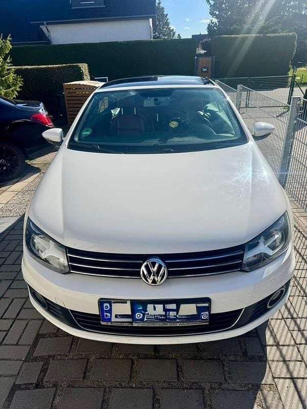 Second-hand VW Eos 160 CP (117 kW) 2011 Alb Cabrio