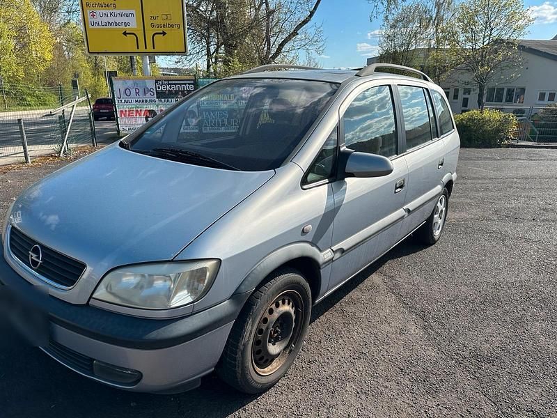 Gebraucht Opel Zafira Selection 125 PS (91 kW) 2002 Grau Van / Kleinbus