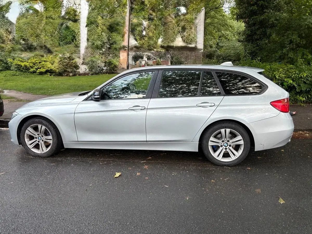 Gebraucht BMW 318 143 PS (105 kW) 2014 Silber Kombi
