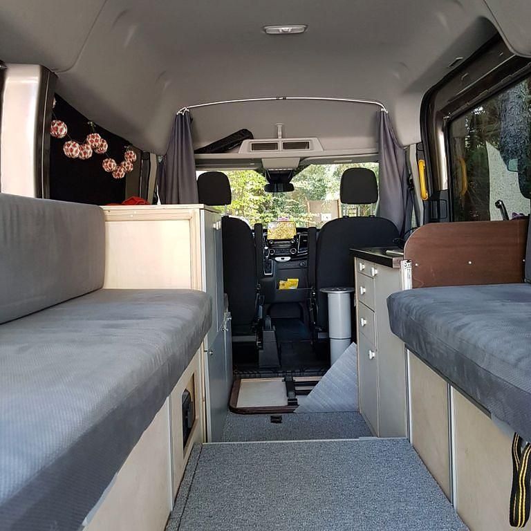 Gebraucht Ford Transit Trend 131 PS (96 kW) 2020 Silber Kombi