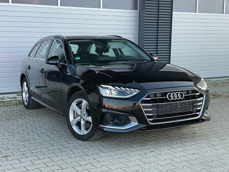 Gebraucht Audi A4 Advanced 190 PS (139 kW) 2020 Schwarz Kombi