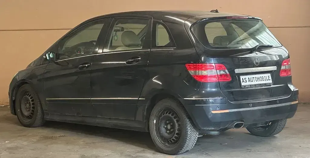 Gebraucht Mercedes B170 Sport 116 PS (85 kW) 2005 Schwarz Van / Kleinbus