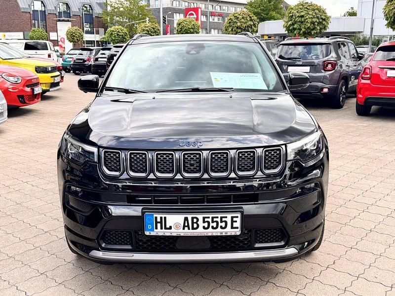 Gebraucht Jeep Compass Summit 241 PS (177 kW) 2025 Schwarz SUV