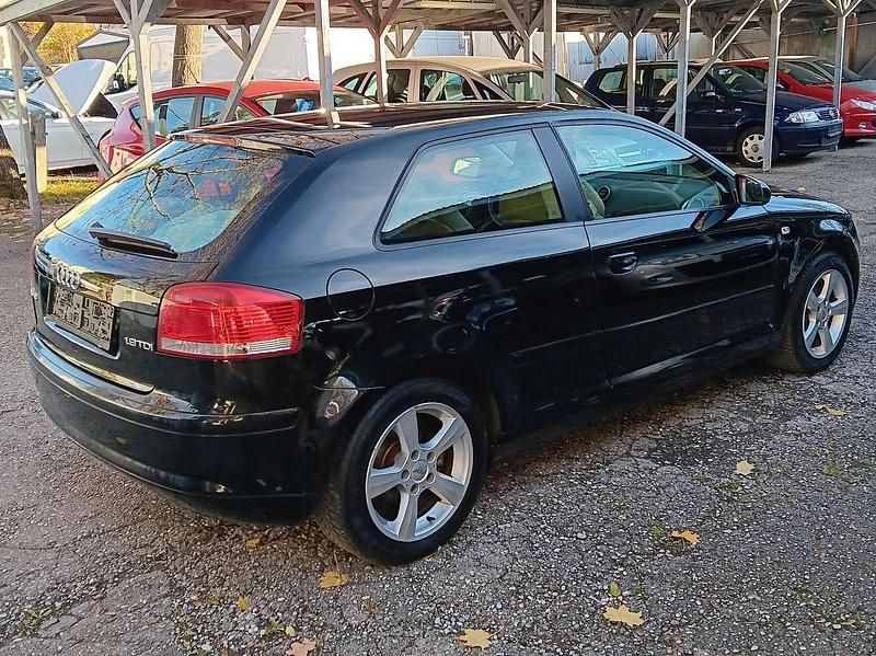 Gebraucht Audi A3 Ambition 105 PS (77 kW) 2008 Brillantschwarz Kleinwagen