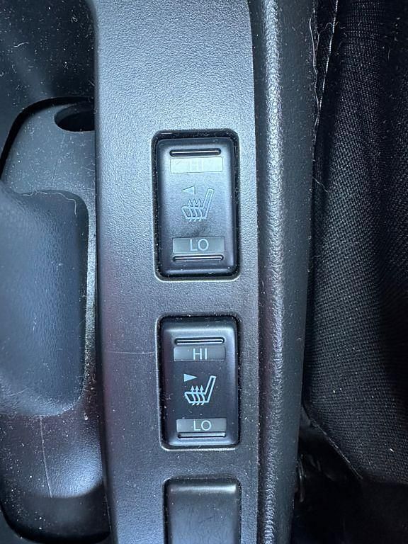 Gebraucht Nissan Micra 80 PS (58 kW) 2016 Violett Kleinwagen