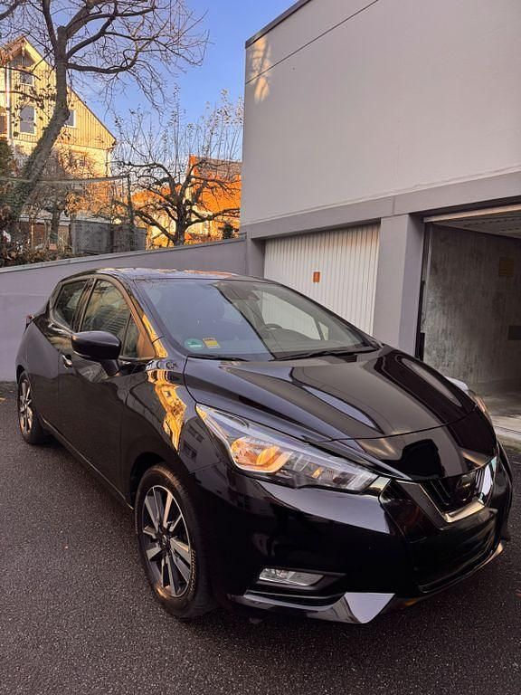 Schwarz Gebraucht 2019 Nissan Micra N-Way Limousine | 9.999 € (Guter Preis) - Bild 1/4