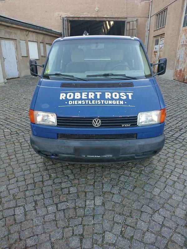 Gebraucht VW T4 102 PS (75 kW) 2002 Blau Van