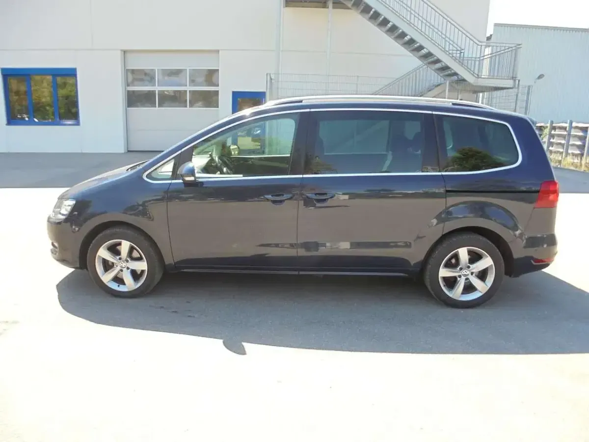 Gebraucht VW Sharan 140 PS (102 kW) 2013 Blau Van / Kleinbus