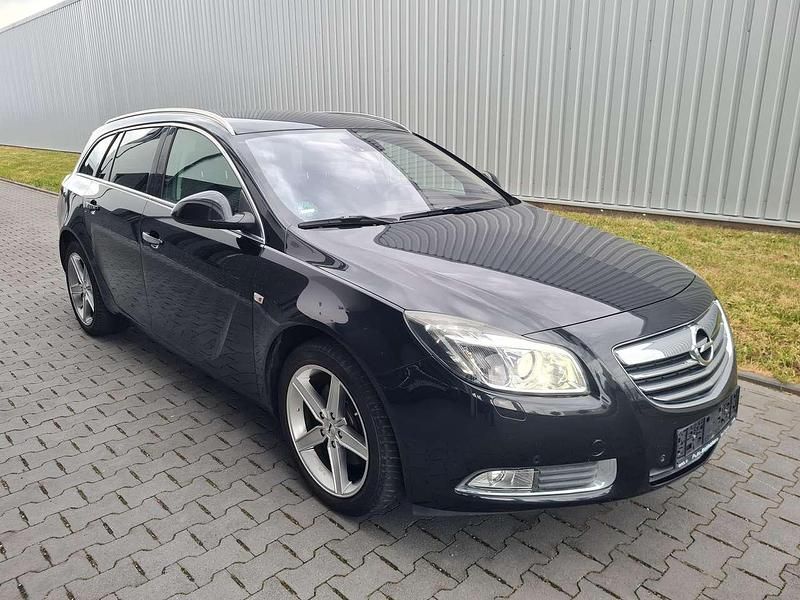 Schwarz Gebraucht 2012 Opel Insignia Innovation Kombi | 4.499 € (Fairer Preis) - Bild 1/4