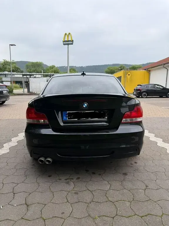 Gebraucht BMW 120 Coupé M Sport 177 PS (130 kW) 2010 Schwarz Coupé