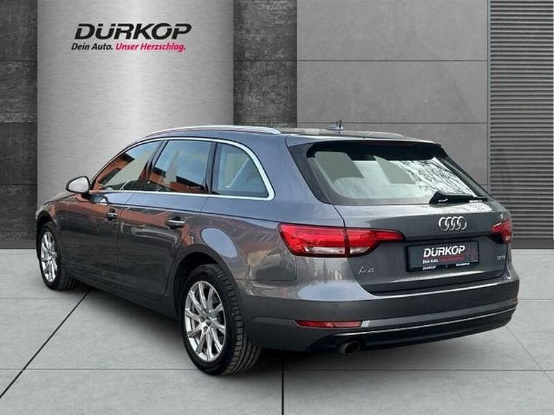 Gebraucht Audi A4 Design 150 PS (110 kW) 2018 Monsungrau metallic Kombi