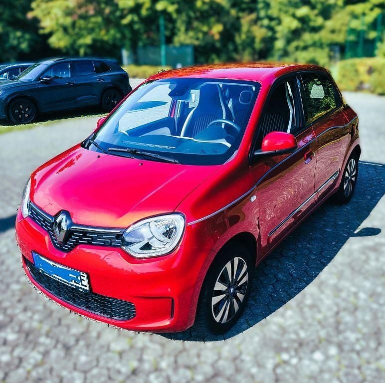 Rot Gebraucht 2022 Renault Twingo Intens Kleinwagen | 10.700 € (Guter Preis) - Bild 1/4