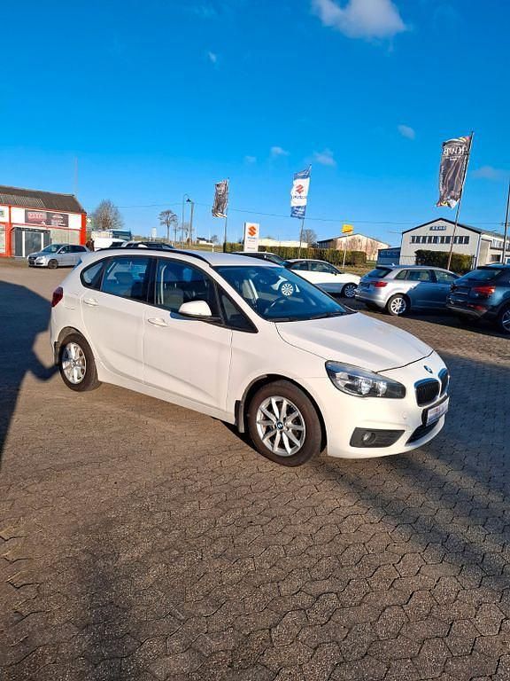 Gebraucht BMW 218 Advantage 136 PS (100 kW) 2016 Weiß Kombi