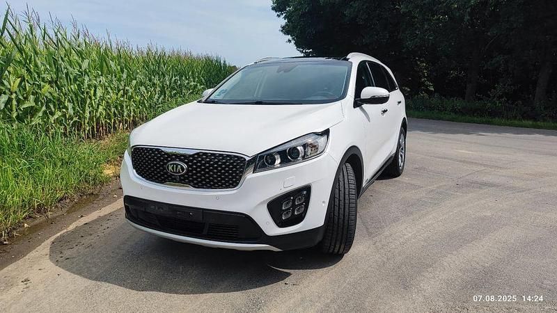Weiß Gebraucht 2018 Kia Sorento Platinum SUV | 22.500 € (Fairer Preis) - Bild 1/4